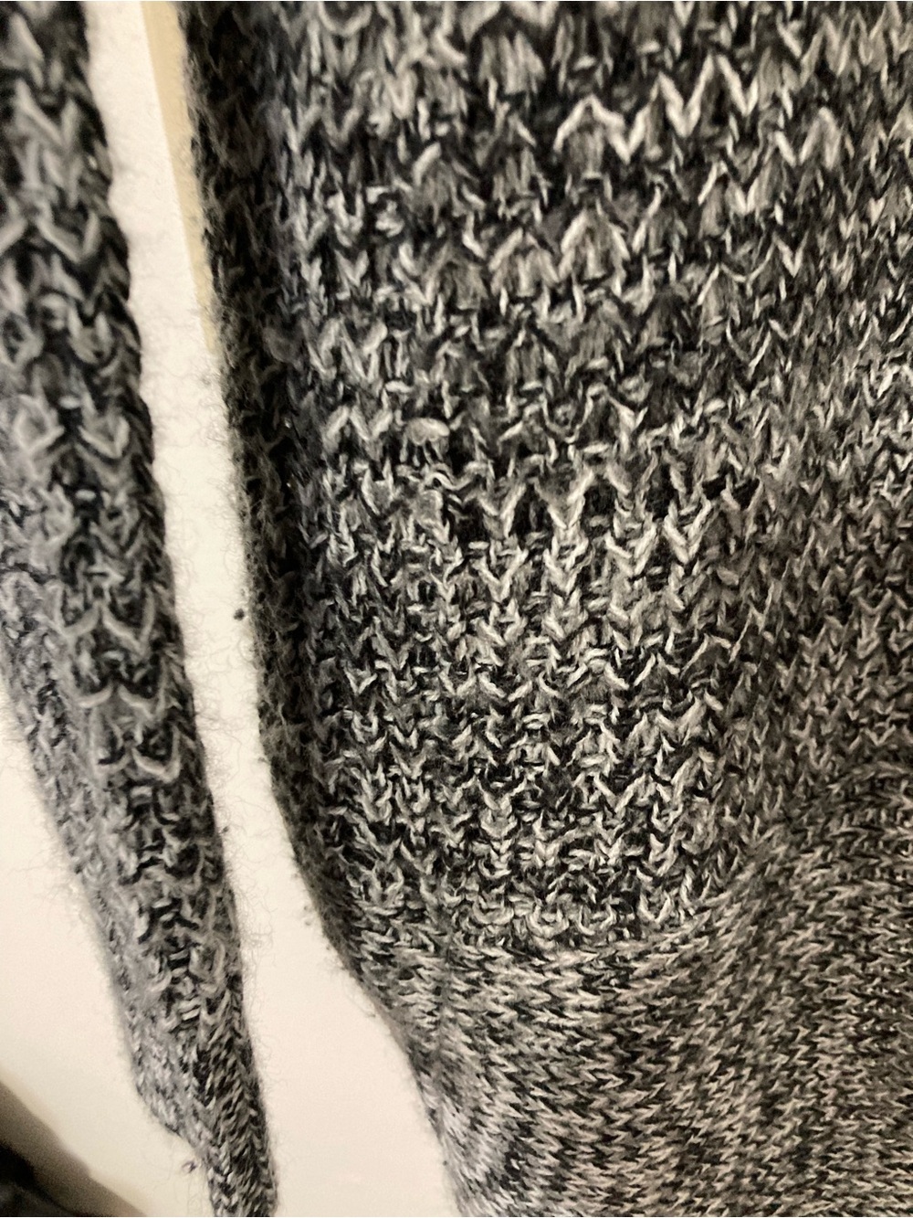 Ladies Long Sweater - Picture 10 of 14